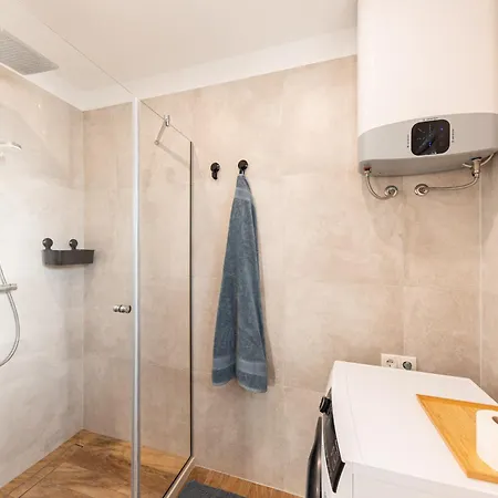 Seaview 3 Bed Sleeps 6 With Sea Views Διαμέρισμα *