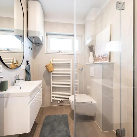 Seaview 3 Bed Sleeps 6 With Sea Views
