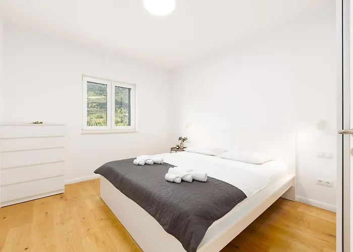Apartman Seaview 3 Bed Sleeps 6 With Sea Views *